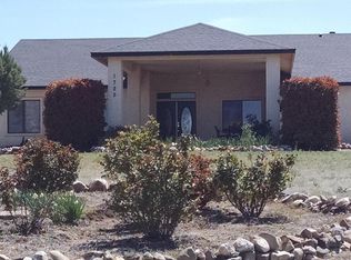 1725 W Shadow Ridge Rd, Paulden, AZ 86334