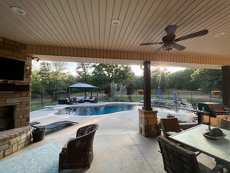 575 Chateau Bnd — Photo 8