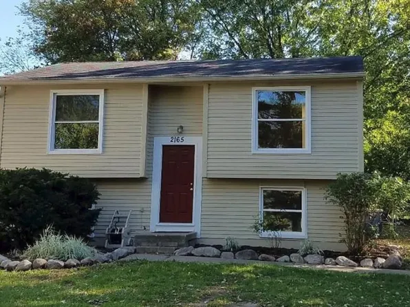 2165 Hemlock Dr, Ann Arbor, MI 48108