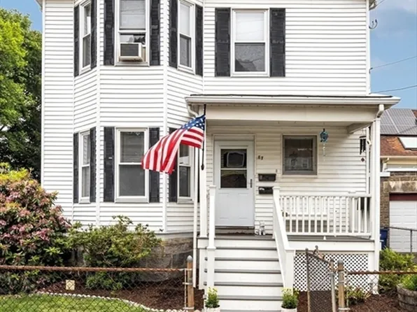 87 Selwyn St, Roslindale, MA 02131