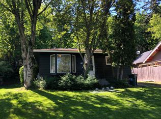 114 34th St, Bellingham, WA 98225
