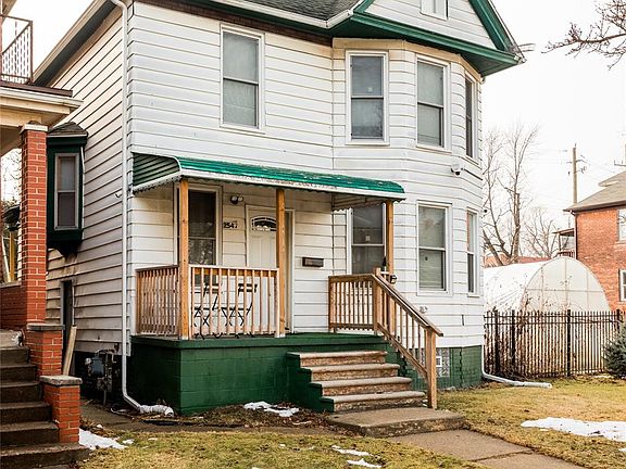 2nd image of 2547 Sheridan St