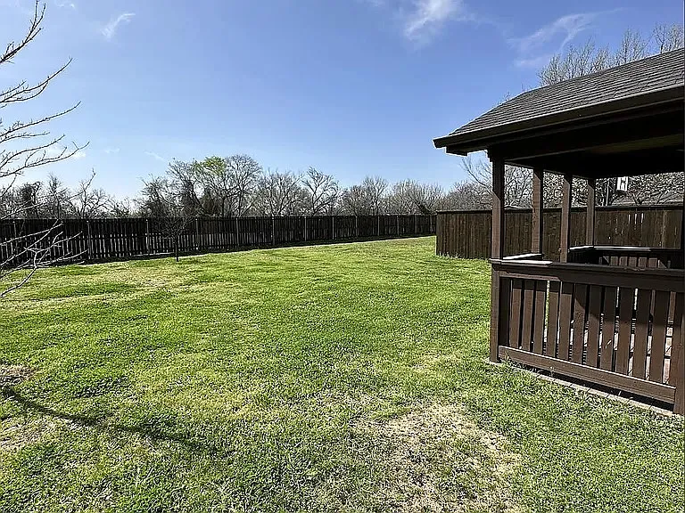 3922 Clay Ave — Photo 18