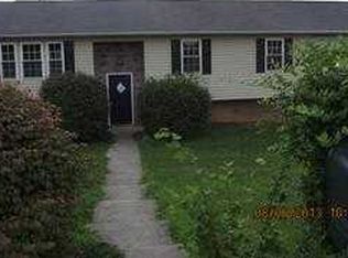 412 Hawley Meadows Ct, Blountville, TN 37617