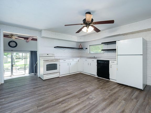 5th image of 95363 Willow Dr