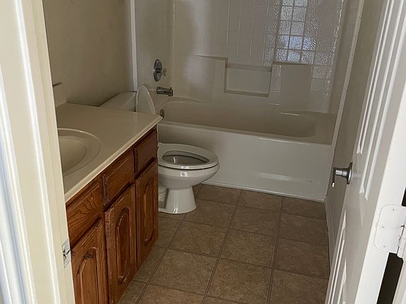 3rd image of 1435 Thibodaux Dr
