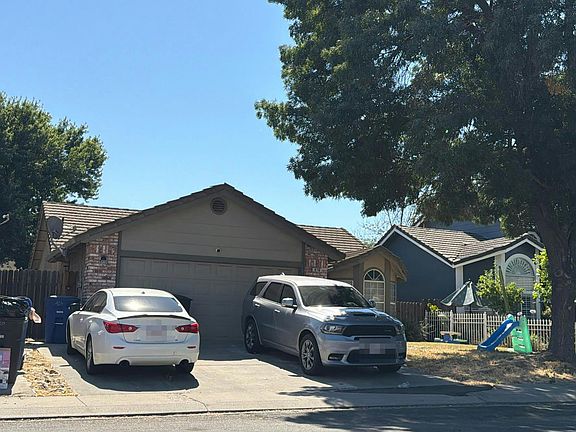 3rd image of 416 Goldrun Dr