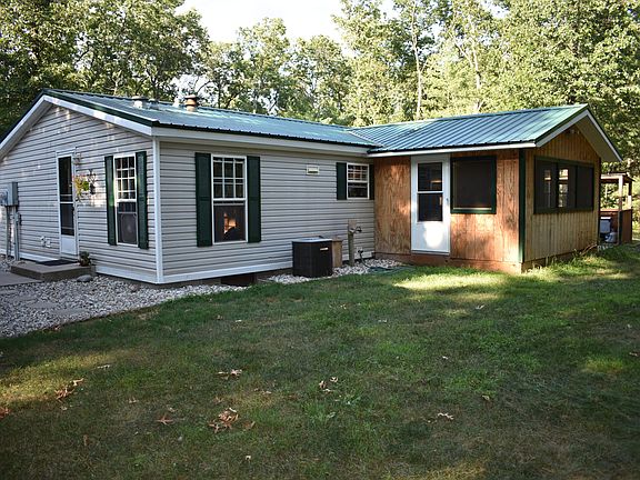 4th image of 2106 E Cedar St