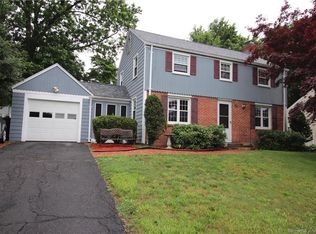 38 Westview Dr, East Hartford, CT 06118