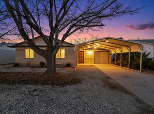 1819 Luthy Dr NE, Albuquerque, NM 87112