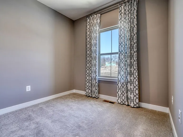 6100 Northwest Dr #1 — Photo 45