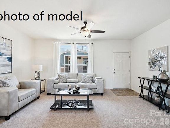3rd image of 2312 Magnolia Pl #10