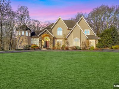 5 High Mountain Dr, Boonton, NJ, 07005