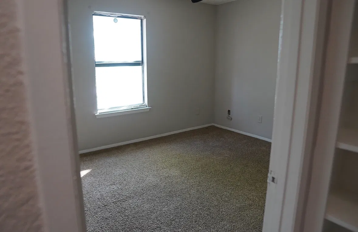 2 bed, 1.5 bath, 1100 sqft, $1,350 — Photo 4