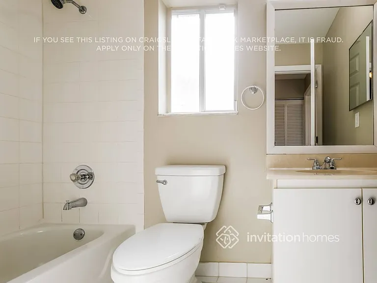 10841 SW 14th Ct — Photo 15