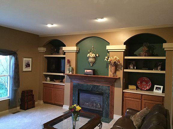 3rd image of 834 Havenwood Ct