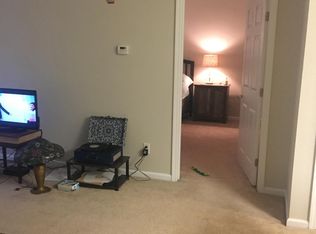 123 Ledgewood Rd APT 307, Groton, CT 06340