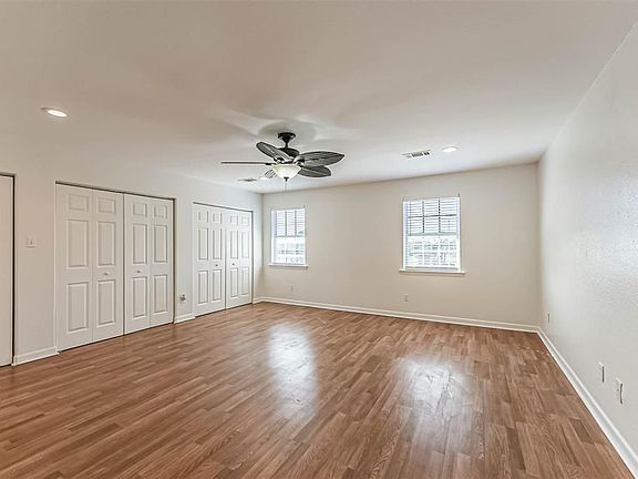 5th image of 2314 103rd St