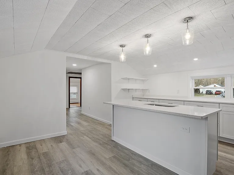 47 Railroad Ave #2 — Photo 6