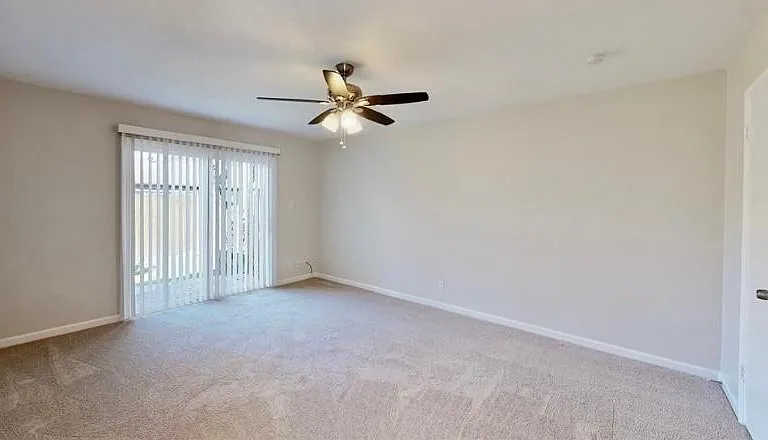 4511 Chapman St — Photo 21