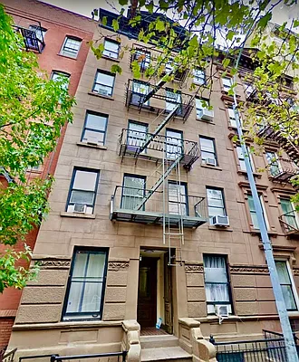 Rented by LJ Sloane Management | media 18