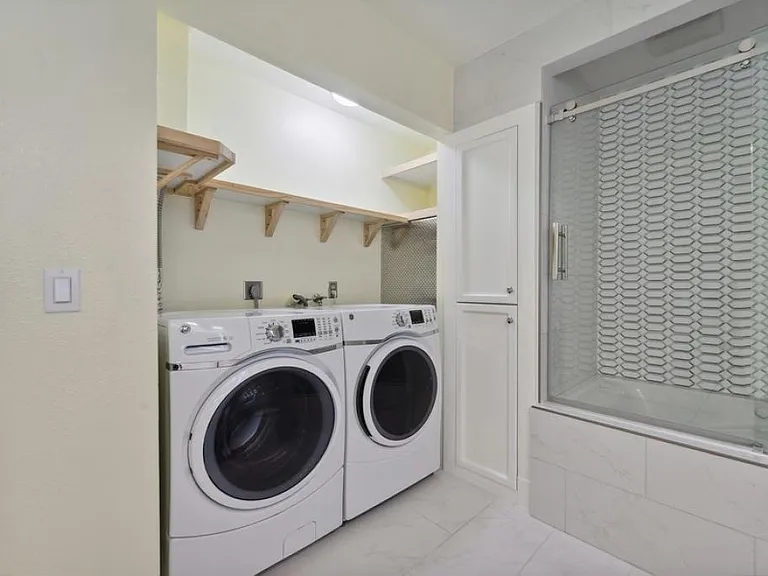 in unit washer and dryer