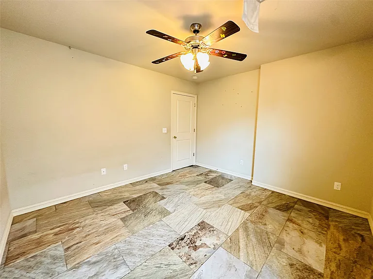 8111 N 75th East Ave — Photo 17