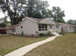 413 Blackstone St, Thornton, IL 60476