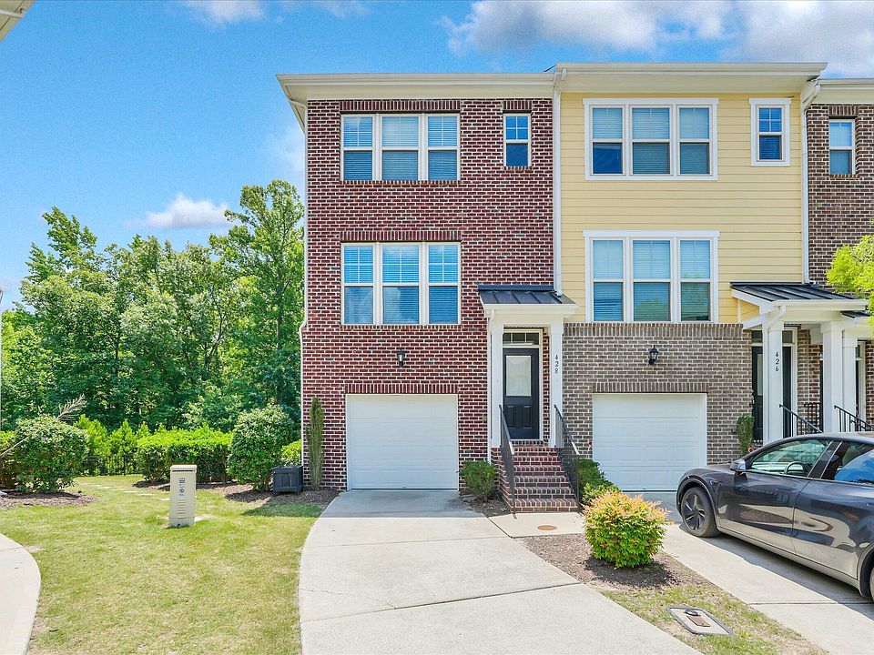 1st image of 428 Hofman Ct