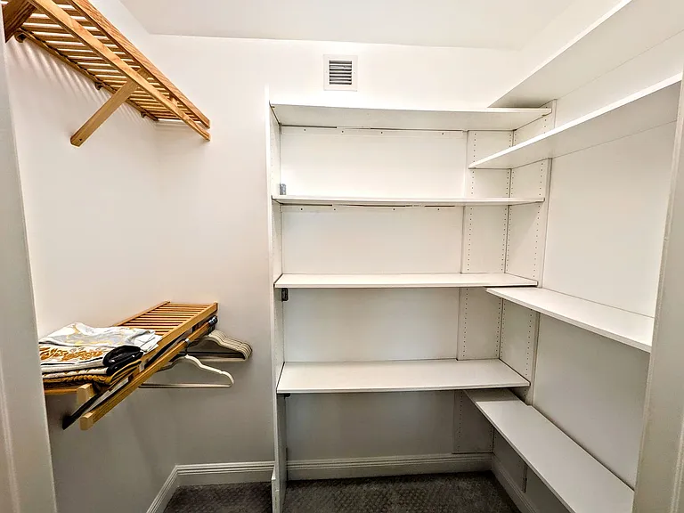 260 Hidden Bay Dr #504 — Photo 19