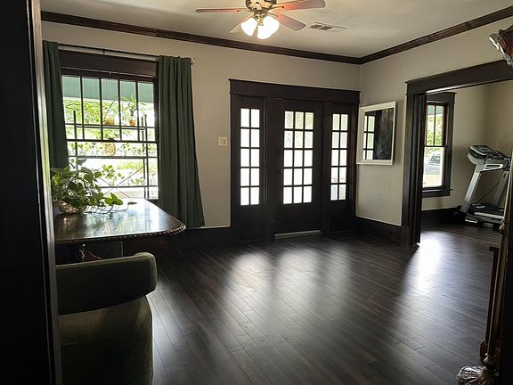 5th image of 517 N 11th Ave