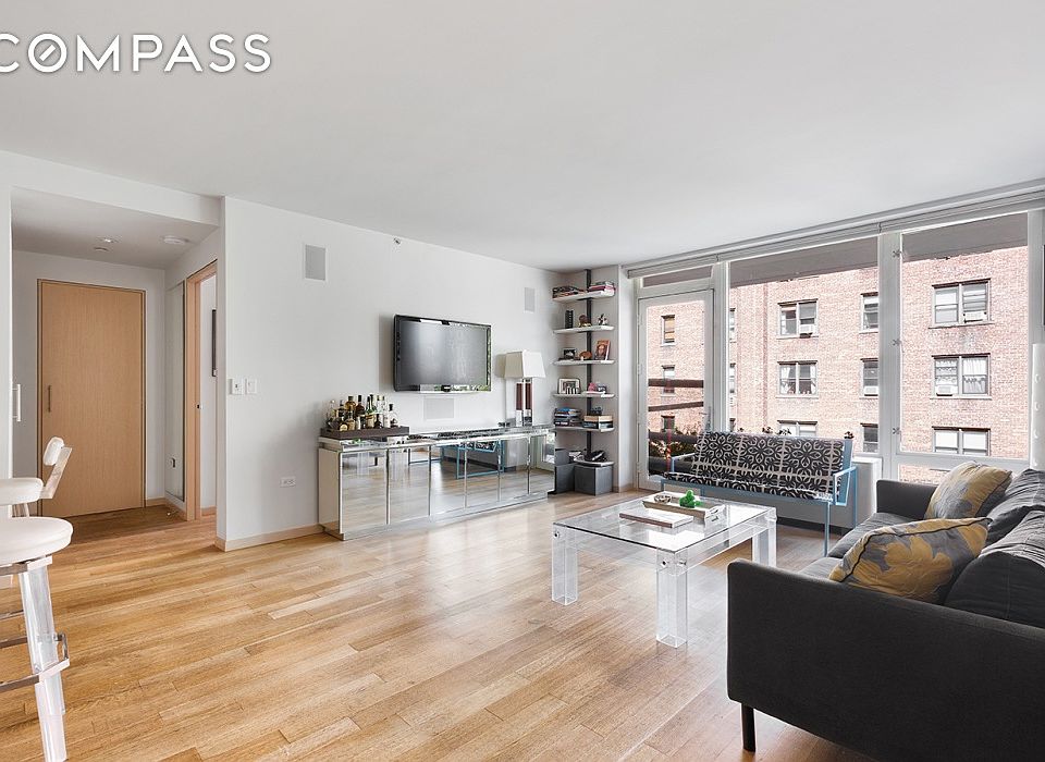 1st image of 311 E 11th St APT 3E