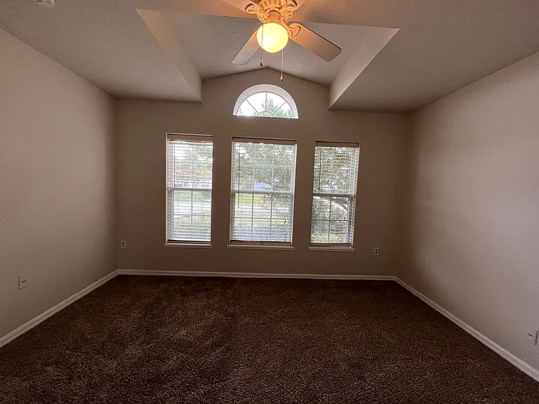 459 Rio Grande Ln — Photo 25