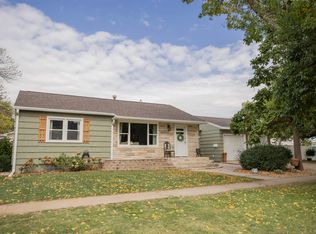 323 W 14th St, Kearney, NE 68845
