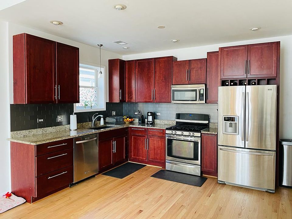 1st image of 4843 N Winthrop Ave Unit 3N