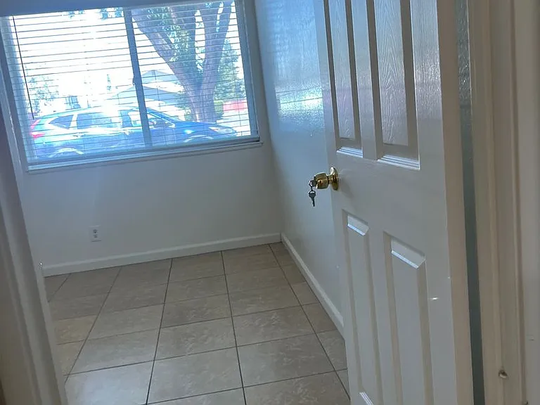 1544 Lincoln Blvd — Photo 8