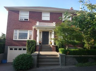 405 Hayes St, Seattle, WA 98109