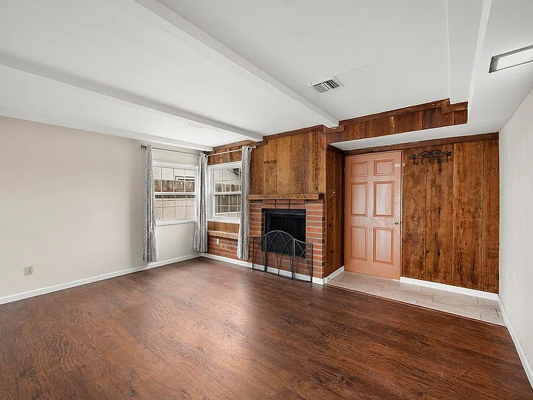 4148 Cole Way — Photo 5
