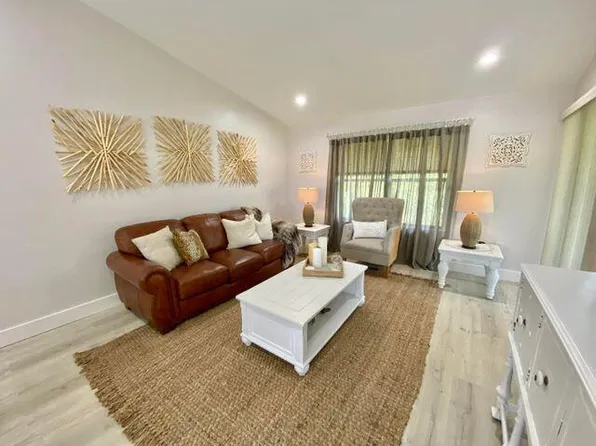 13065 Albright Ct APT 27, Wellington, FL 33414