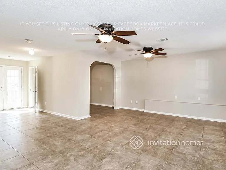2012 Queensbury Dr — Photo 10