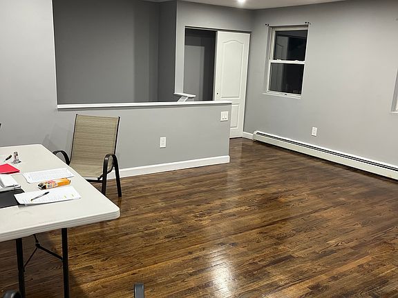 3rd image of 17602 126th Ave #2