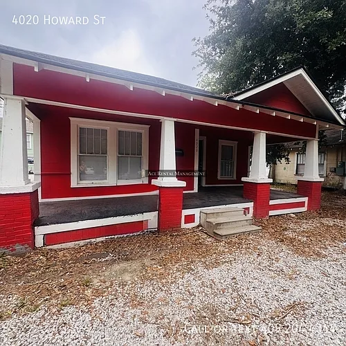 4020 Howard St Photo 1