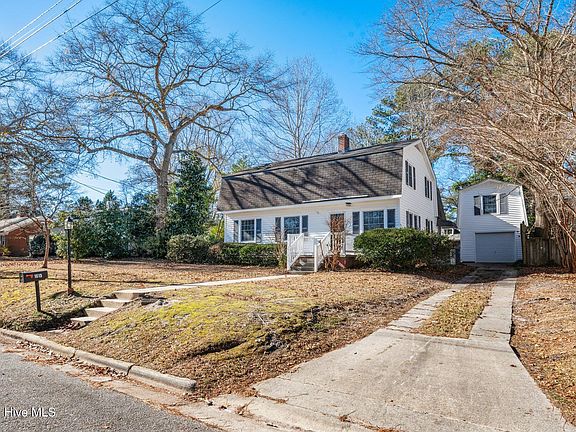 2nd image of 1615 Longwood Drive