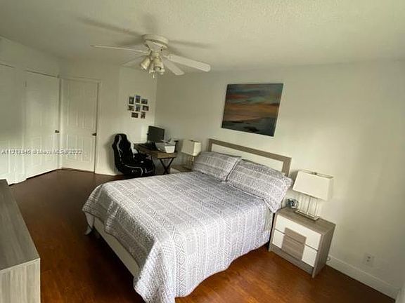 5th image of 8290 S Lake Dr #206
