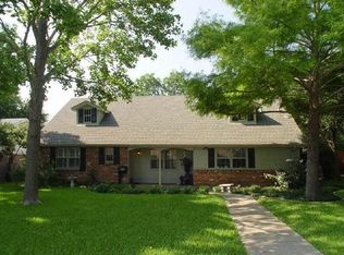 1229 Glen Cove Dr, Richardson, TX 75080
