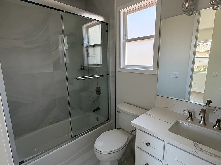 2708 Birch St #2710A — Photo 23
