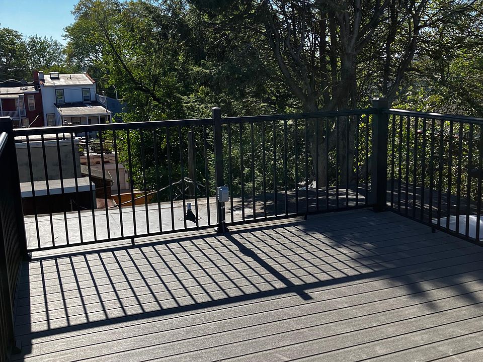 Rooftop deck