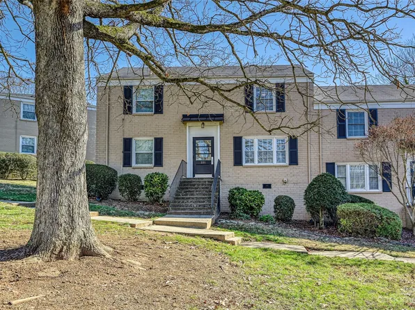 231 Wakefield Dr, Charlotte, NC 28209