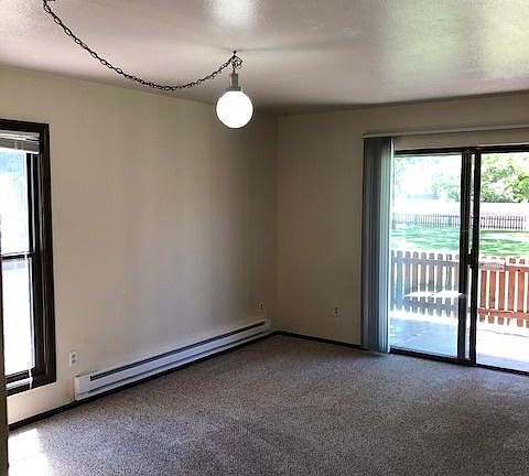 5th image of 806 Stone Mountain Dr APT 101