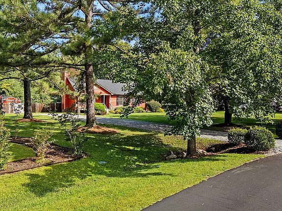 3rd image of 2712 Quail Point Dr